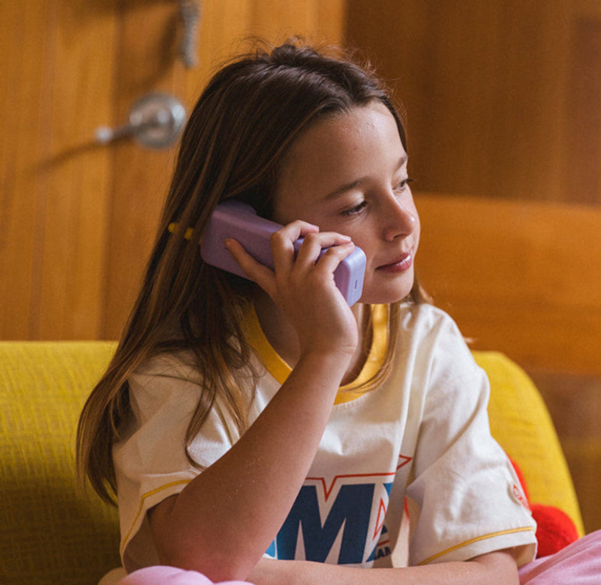 Waffle home kids wifi phone, calling parent from home